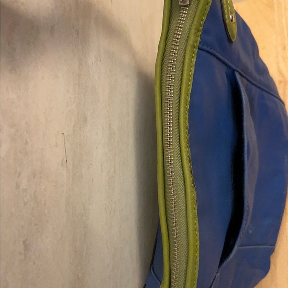 Blue and Green Crossbody Shoulder Bag - Brand Unknown - Picture 7 of 14